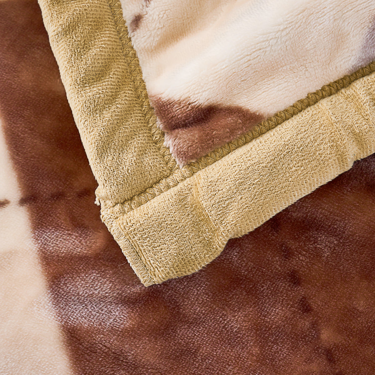 Greene Fleece Throw Blanket (Twin size)